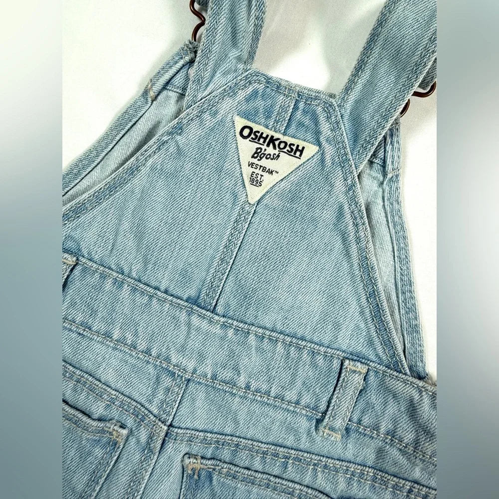 OSHKOSH B’GOSH 100% Cotton Baby Girls’ Light Wash Overall‎ Shortalls Size 9M